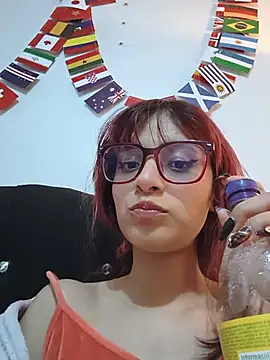 Snapshot of RedMeloddy chatting on 3, 7, 2026 RedMeloddy online show from 3, 7, 2026