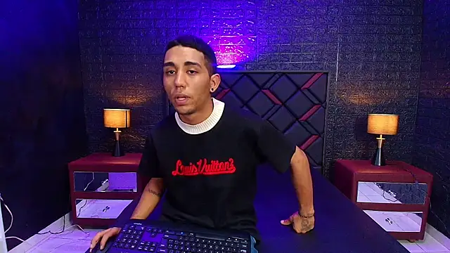 Annyeli online show from 31, 5, 2026