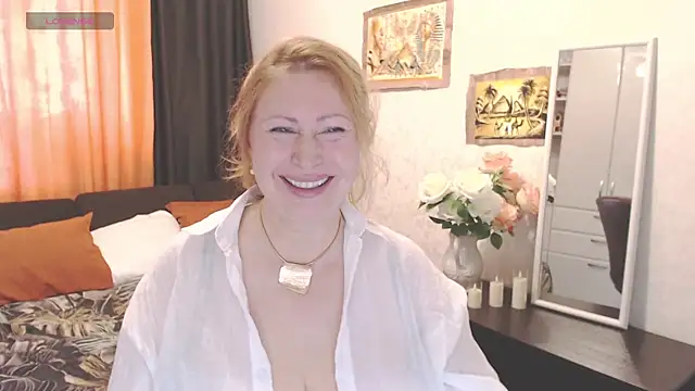  Monika sun  online show from 7, 4, 2026