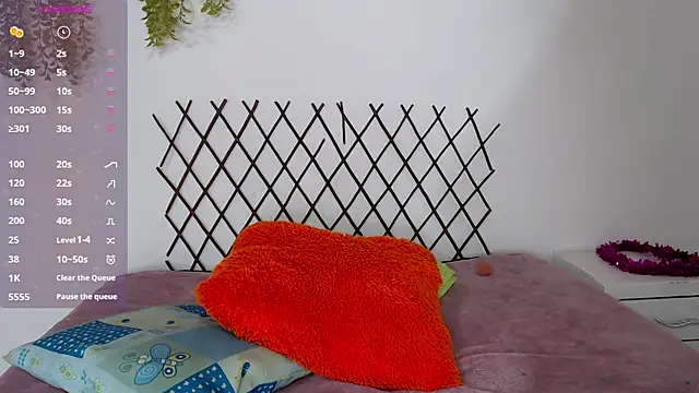 karla charloby online show from 3, 10, 2025