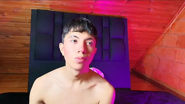 Justyn Ross online show from 13, 10, 2025