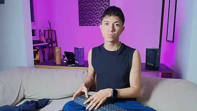 Justyn Ross online show from 11, 9, 2025