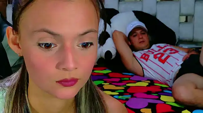 Snapshot of ValentinaAndTerry chatting on 12, 2, 2025 ValentinaAndTerry online show from 12, 2, 2025