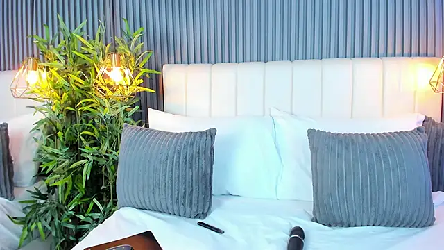 LinaGlam online show from 20, 10, 2025