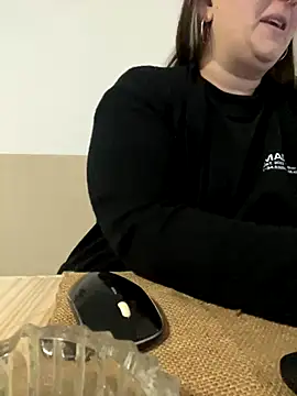 Popinasq online show from 6, 11, 2025