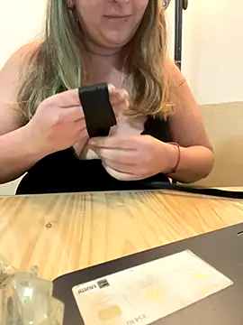 Popinasq online show from 3, 10, 2025