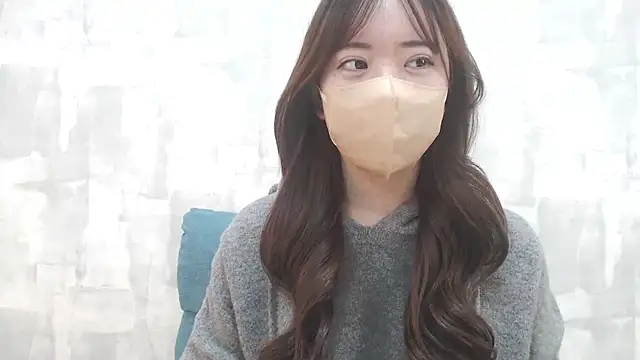 LOVE MOMO LOVE online show from 5, 12, 2024