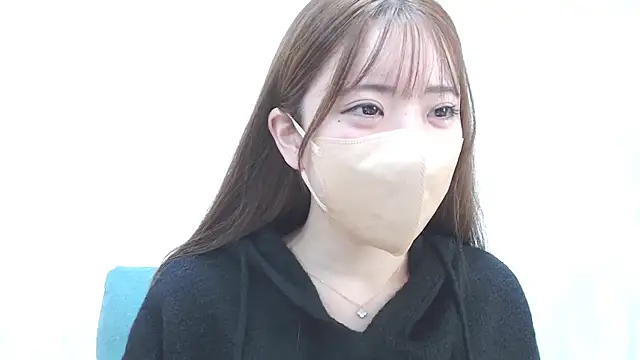 LOVE MOMO LOVE online show from 22, 12, 2024