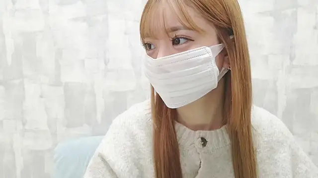 LOVE MOMO LOVE online show from 6, 2, 2026