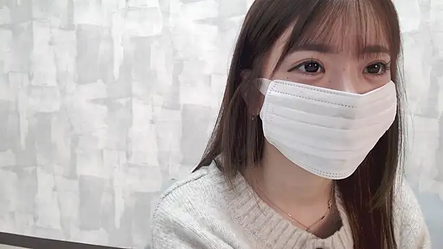 LOVE MOMO LOVE online show from 2, 11, 2025