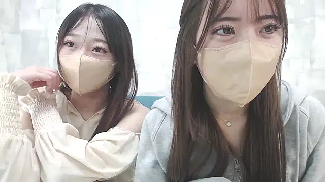 LOVE MOMO LOVE online show from 13, 2, 2025