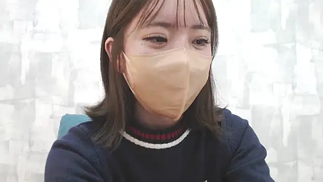 LOVE MOMO LOVE online show from 17, 1, 2025