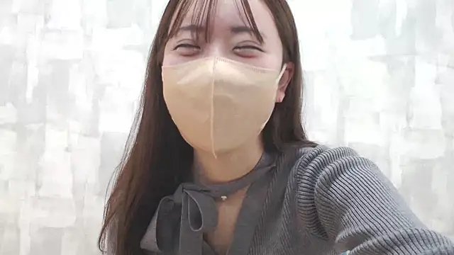 LOVE MOMO LOVE online show from 7, 12, 2024