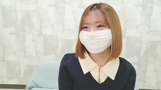 LOVE MOMO LOVE online show from 9, 5, 2026