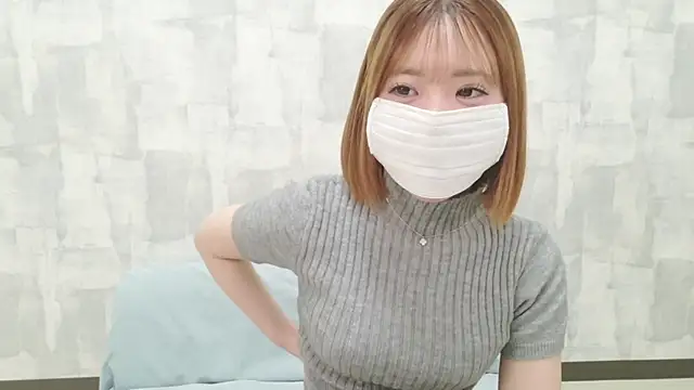 LOVE MOMO LOVE online show from 11, 5, 2026