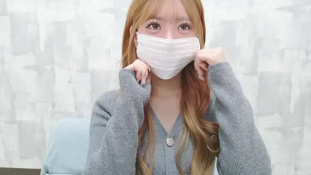 LOVE MOMO LOVE online show from 25, 3, 2026