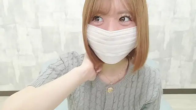 LOVE MOMO LOVE online show from 21, 4, 2026