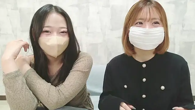 LOVE MOMO LOVE online show from 20, 5, 2026