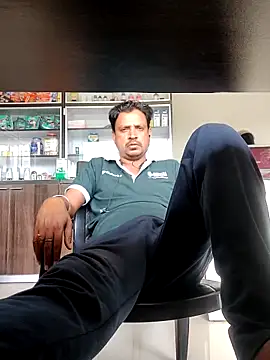 Raj1043 online show from 2, 11, 2025