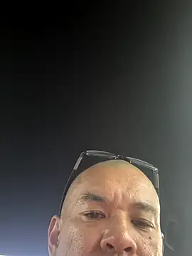 EatMyCake831 online show from 12, 11, 2025