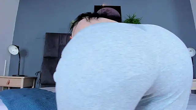 DulceAurora   online show from 28, 2, 2026