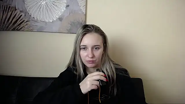  Nicole new online show from 30, 11, 2025