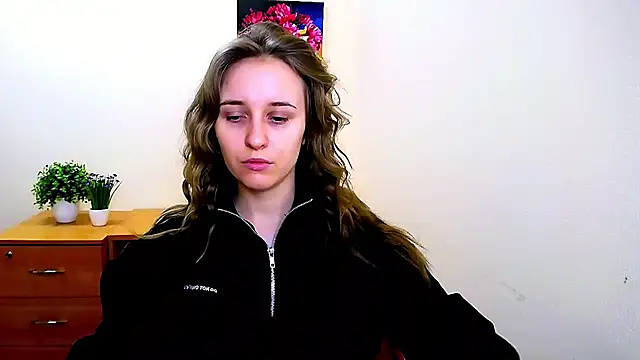  Nicole new online show from 6, 2, 2025