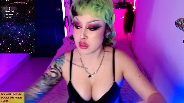 Snapshot of rosse_ivy chatting on 15, 1, 2025 rosse ivy online show from 15, 1, 2025