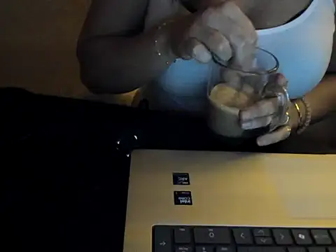 Nina24 online show from 2, 12, 2024