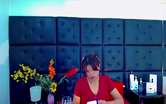 Isalombardi online show from 11, 2, 2026