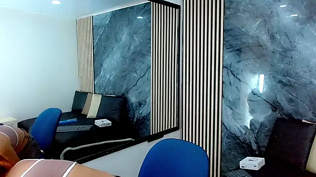 Isalombardi online show from 15, 9, 2025