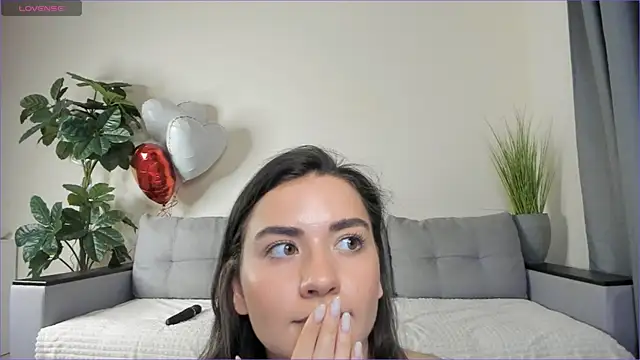 NicoleLuv online show from 16, 3, 2025