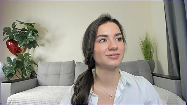 NicoleLuv online show from 6, 3, 2025