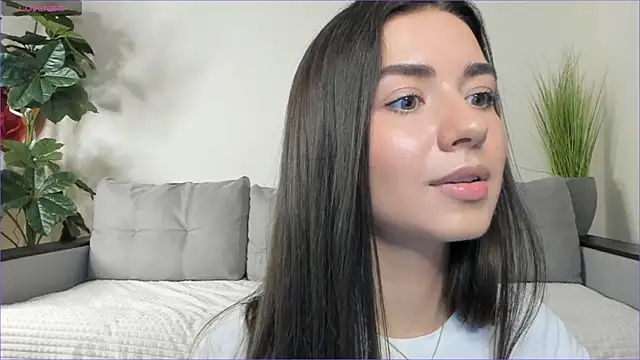 NicoleLuv online show from 28, 2, 2025