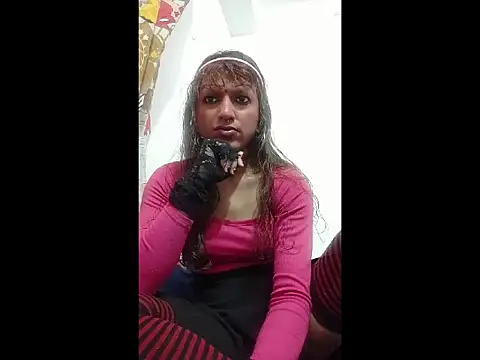 Snapshot of MmmMonikaBabie chatting on 1, 6, 2026 MmmMonikaBabie online show from 1, 6, 2026
