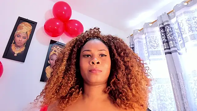 NatashaBenetti online show from 26, 2, 2025