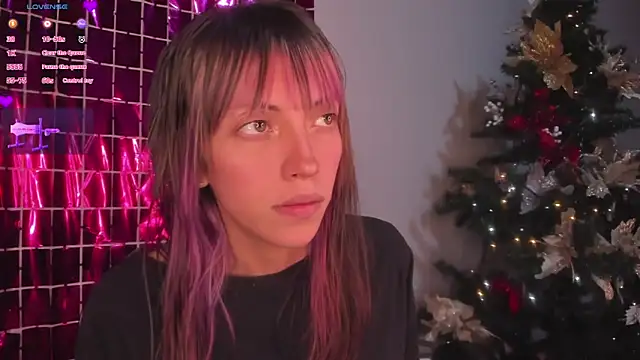 MiaGoth  online show from 23, 12, 2025