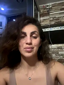 EmaSkyes online show from 14, 10, 2025