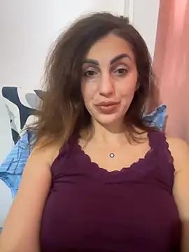 EmaSkyes online show from 21, 11, 2025