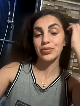 EmaSkyes online show from 12, 11, 2025