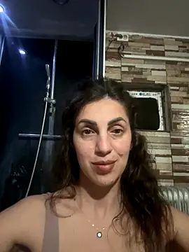 EmaSkyes online show from 27, 10, 2025