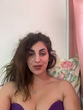 EmaSkyes online show from 29, 10, 2025