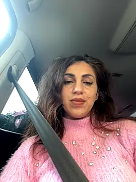 EmaSkyes online show from 17, 10, 2025