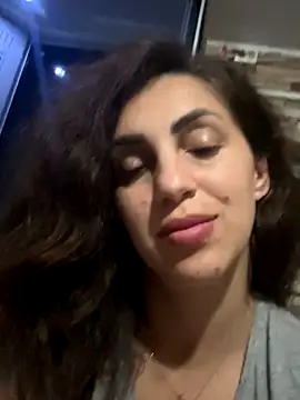 EmaSkyes online show from 17, 10, 2025