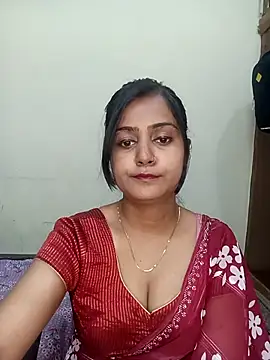 Snapshot of Miss-Riyasingh chatting on 2, 5, 2026 Miss-Riyasingh online show from 2, 5, 2026