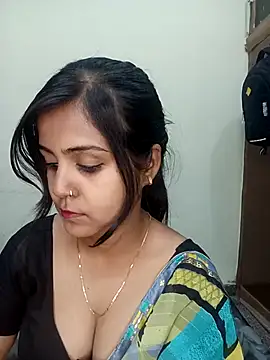 Snapshot of Miss-Riyasingh chatting on 18, 4, 2026 Miss-Riyasingh online show from 18, 4, 2026