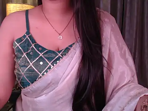 Sexy Myra18 online show from 3, 11, 2025