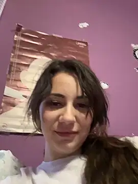 BelleSkye online show from 15, 3, 2025