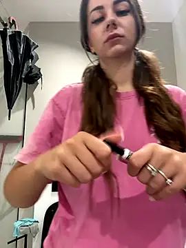 BelleSkye online show from 1, 10, 2025