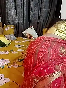 Snapshot of kaamuk_shweta chatting on 29, 3, 2026 kaamuk shweta online show from 29, 3, 2026